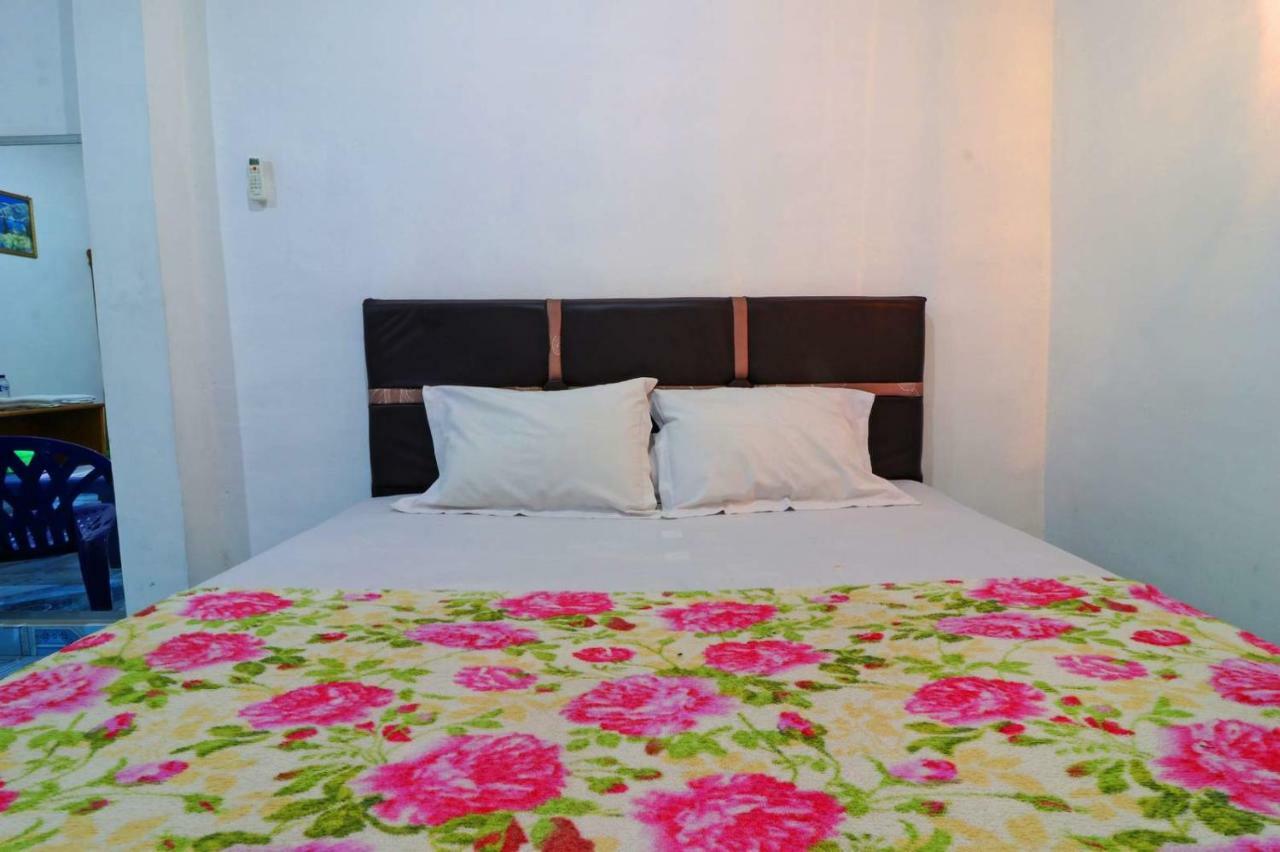 Hotel Rembulan Tebing Tinggi エクステリア 写真